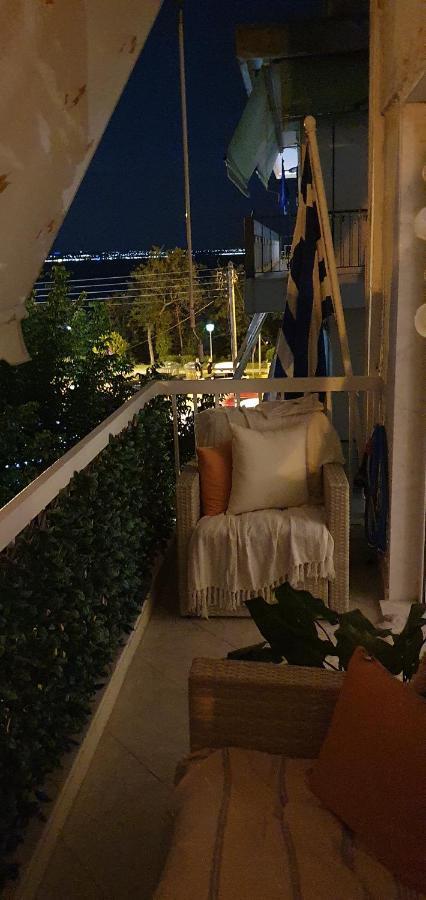 Apartment Sea View Across The Golden Bay Beach, Cosy Sunny, Spacious In Aretsou Kalamaria *