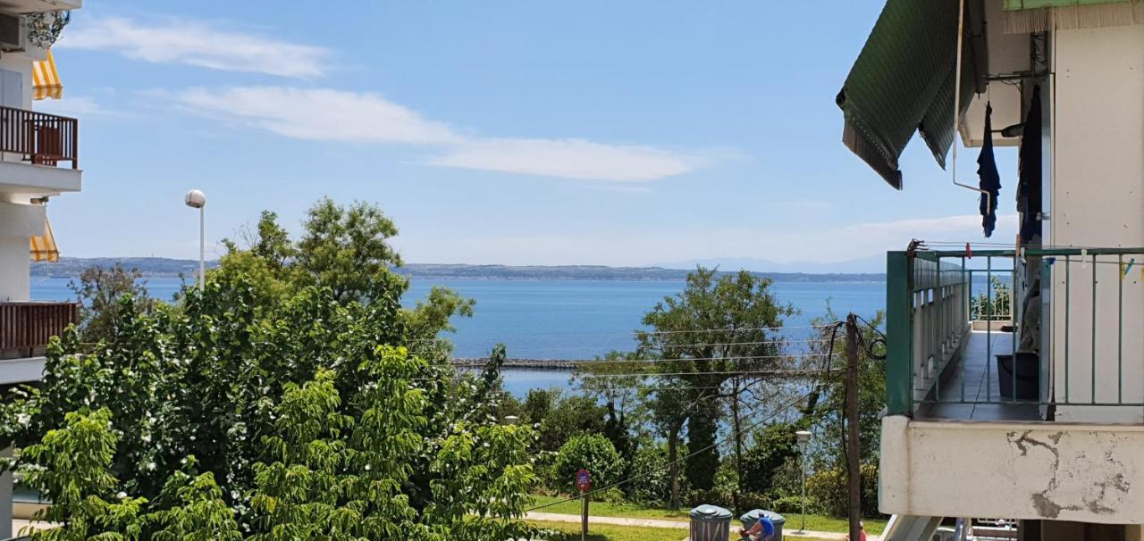 Apartment Sea View Across The Golden Bay Beach, Cosy Sunny, Spacious In Aretsou Kalamaria *