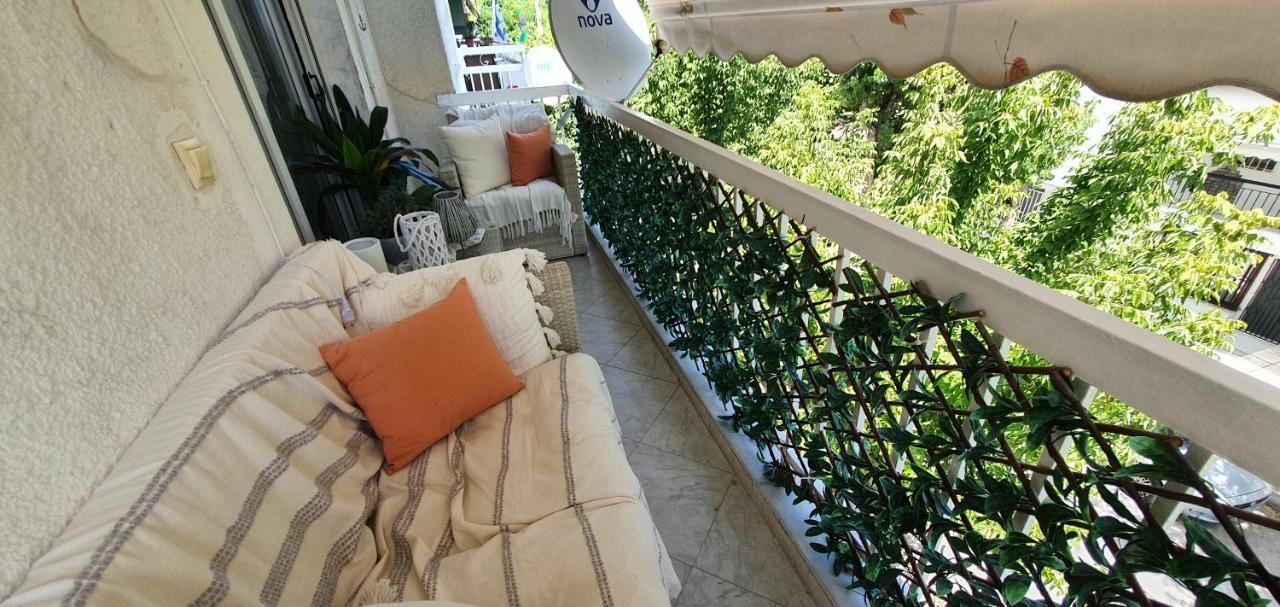 Sea View Across The Golden Bay Beach, Cosy Sunny, Spacious In Aretsou Kalamaria