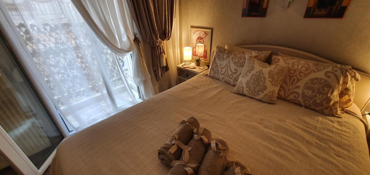 Apartment Sea View Across The Golden Bay Beach, Cosy Sunny, Spacious In Aretsou Kalamaria
