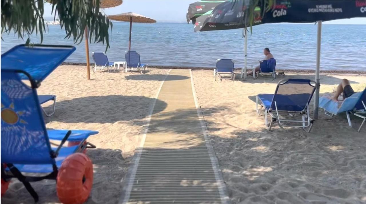 Apartment Sea View Across The Golden Bay Beach, Cosy Sunny, Spacious In Aretsou Kalamaria *