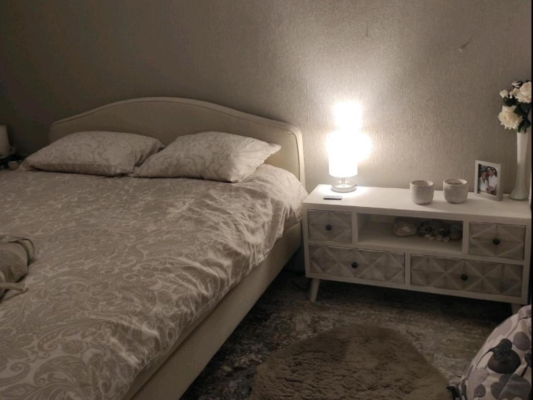 Sea View Across The Golden Bay Beach, Cosy Sunny, Spacious In Aretsou Kalamaria Apartment Thessaloniki