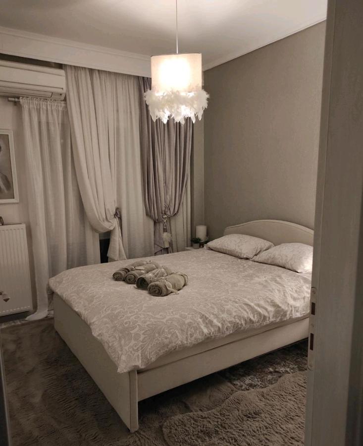 Sea View Across The Golden Bay Beach, Cosy Sunny, Spacious In Aretsou Kalamaria *