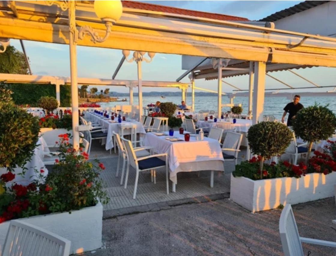Sea View Across The Golden Bay Beach, Cosy Sunny, Spacious In Aretsou Kalamaria