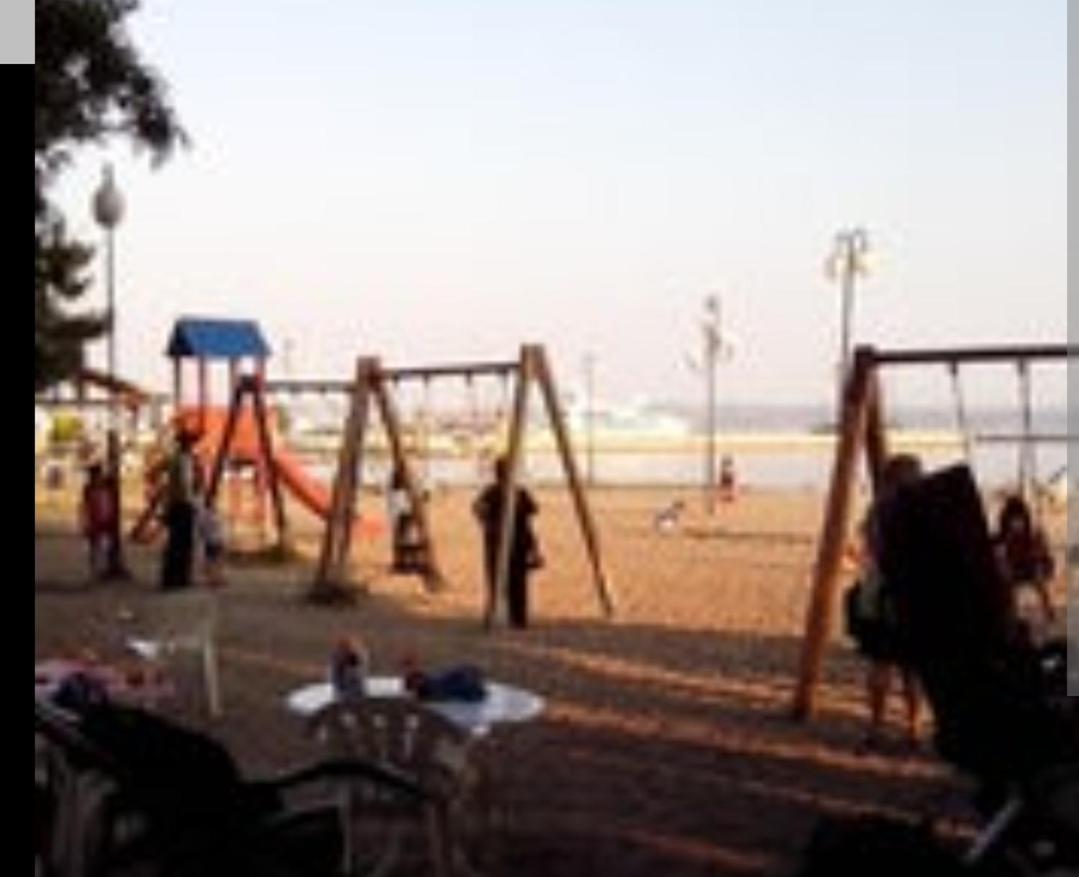 Sea View Across The Golden Bay Beach, Cosy Sunny, Spacious In Aretsou Kalamaria Apartment Thessaloniki